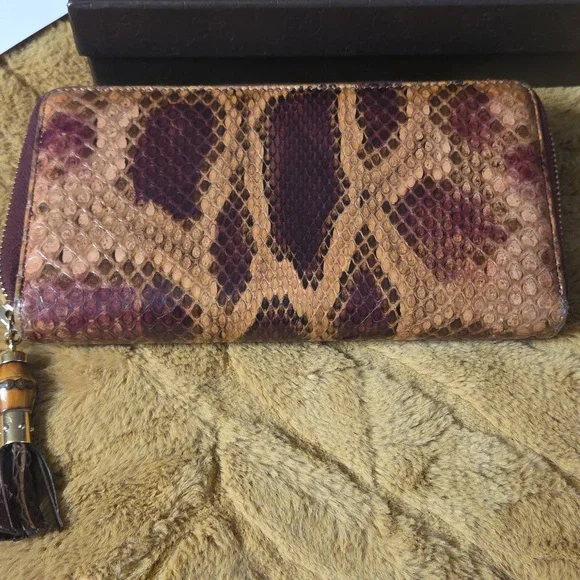Gucci Brown and Purple Snake Pattern Wallet - Picture 6 of 9